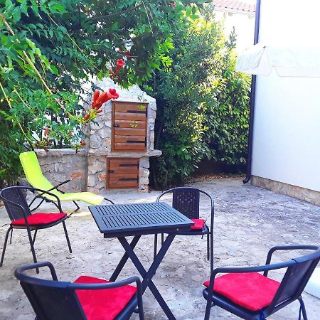 Apartmani Juliska Пировац Экстерьер фото